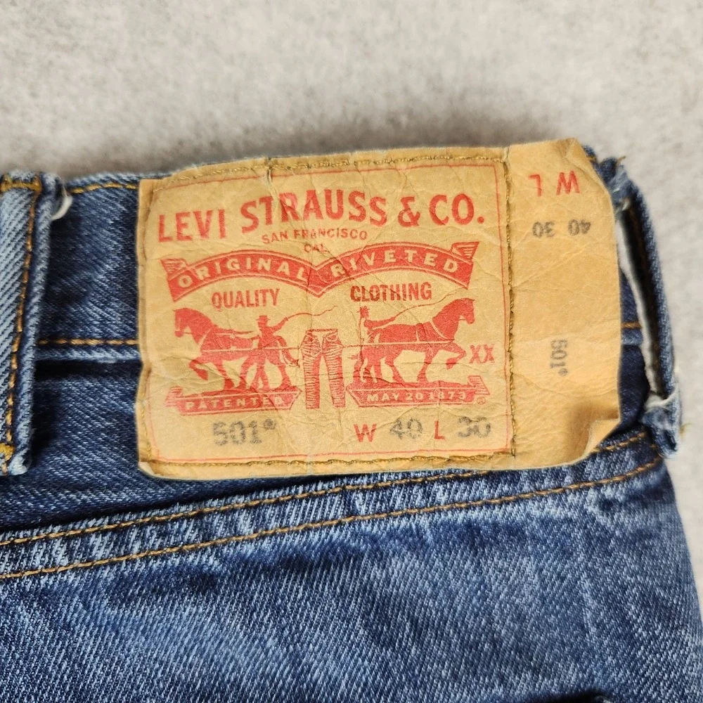 Levi's 501 Jeans Men's 40x30 Original Straight Fit Button Fly Medium 100% Cotton